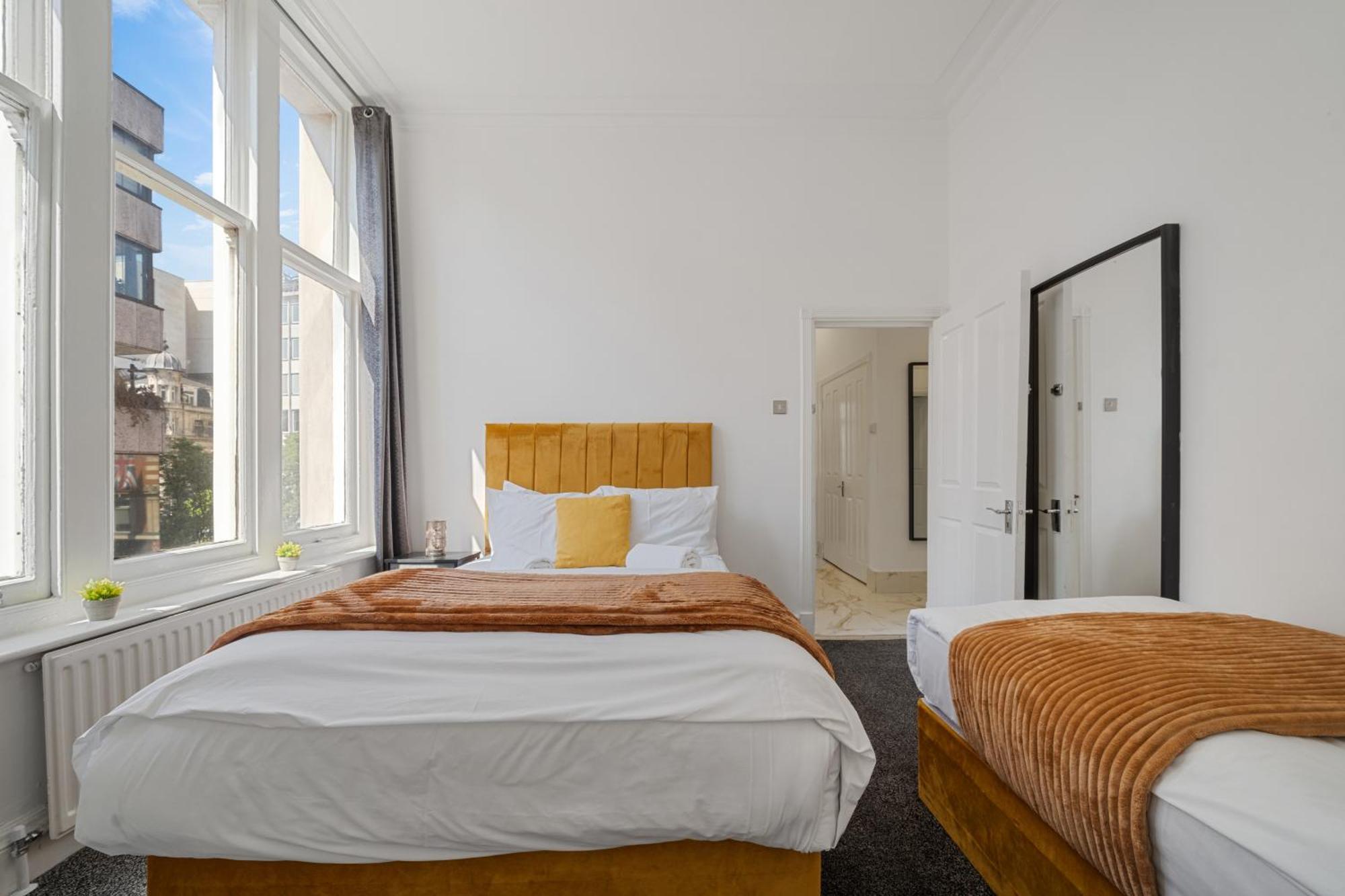 Spacious 3-Bedroom Residence In Exclusive Mayfair 7Gc Londra Esterno foto